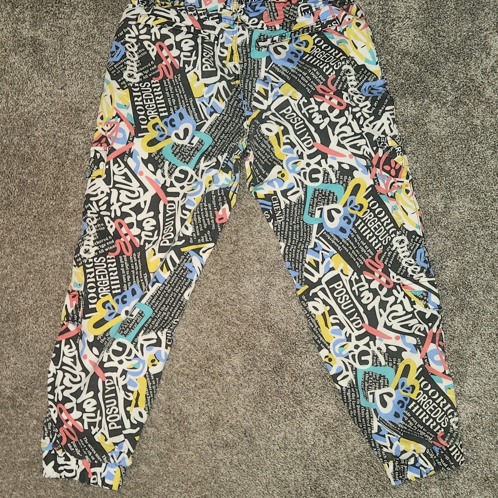 Design Pants - Picture 2 of 2